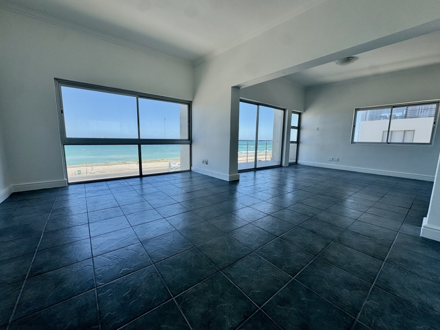 3 Bedroom Property for Sale in Beachfront Western Cape